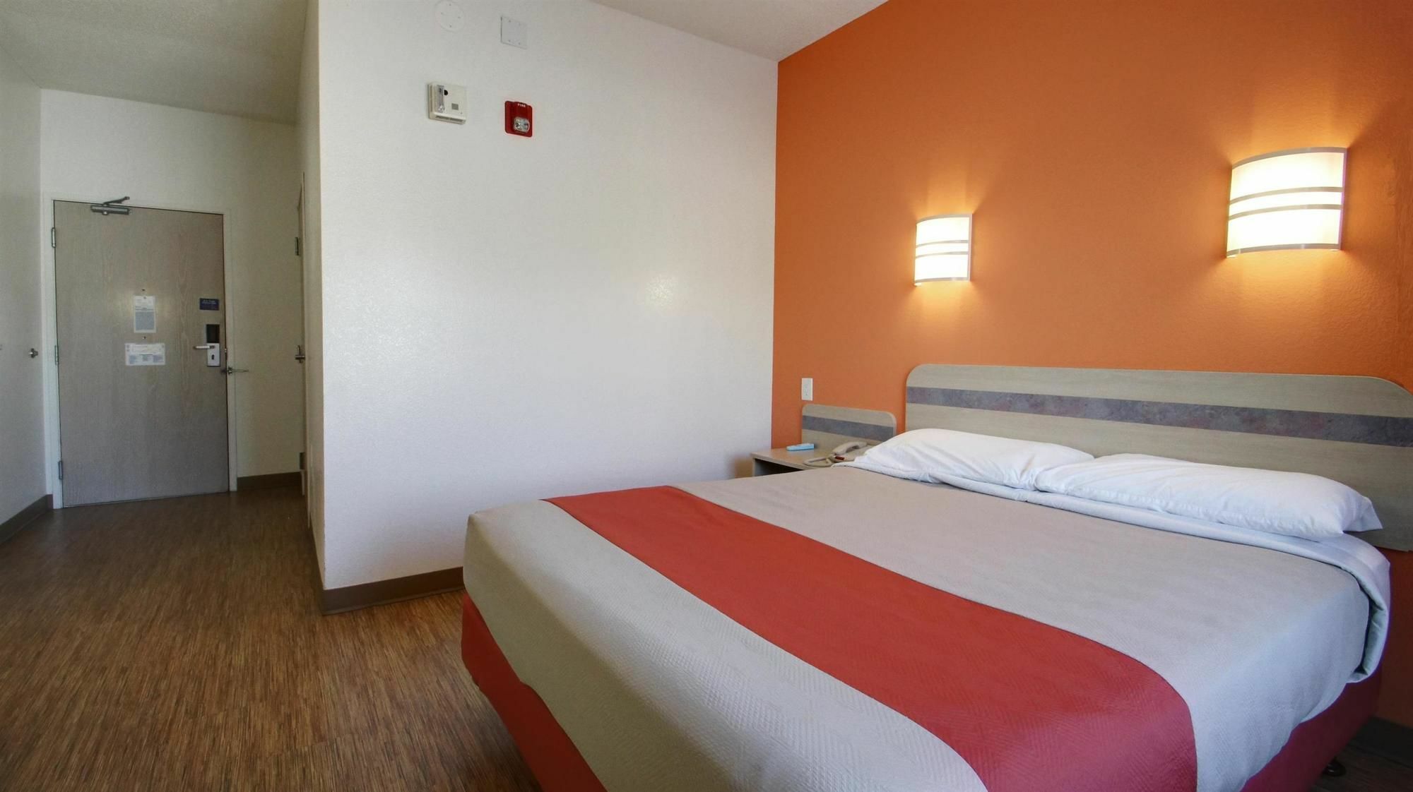 Motel 6 Lehi, Ut - Thanksgiving Point Екстер'єр фото